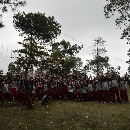 Villa Buleud Garut Luaran gambar
